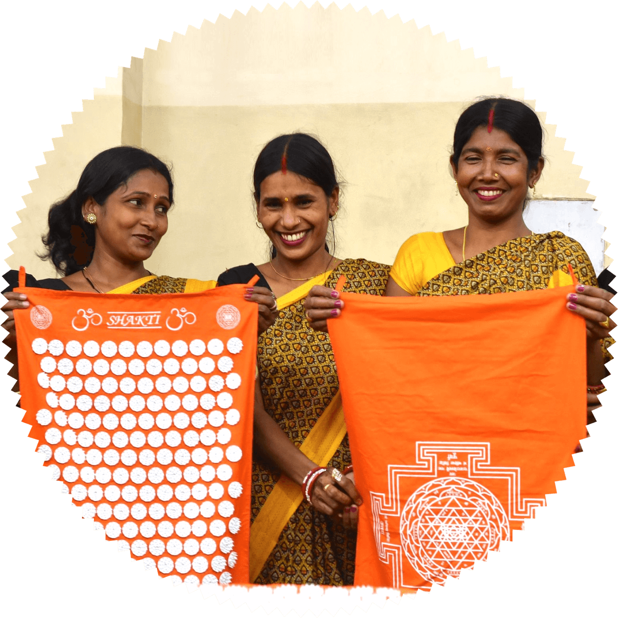 Unsere Kolleginnen der Shakti Factory in Delhi.